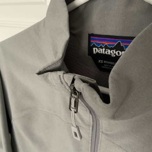 Patagonia Women’s Soft Shell Jacket - Picture 5 of 15